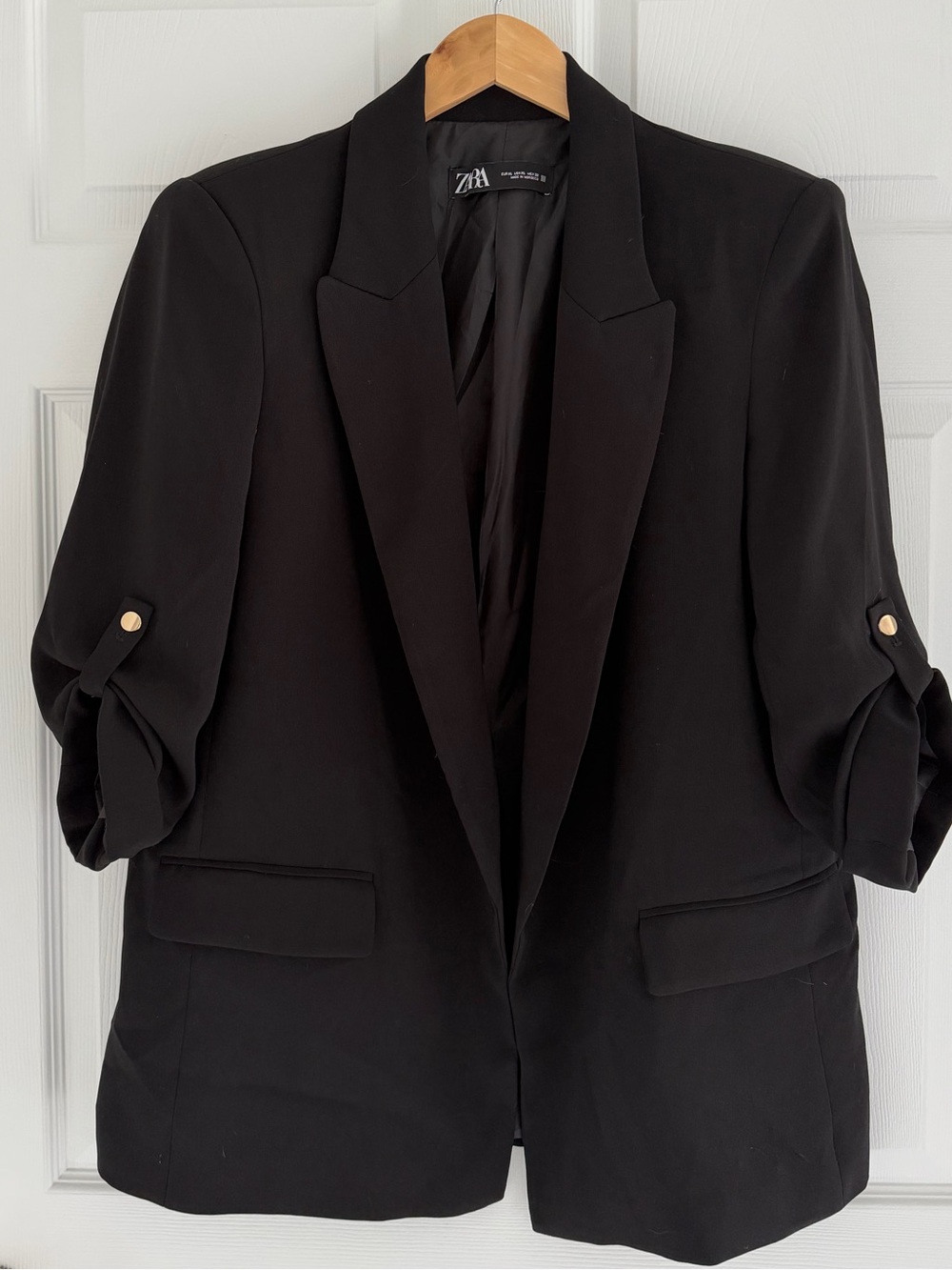 Zara Black Relaxed-Fit Blazer with Rolled Sleeves